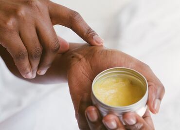 Consiente tus manos con estas cremas caseras