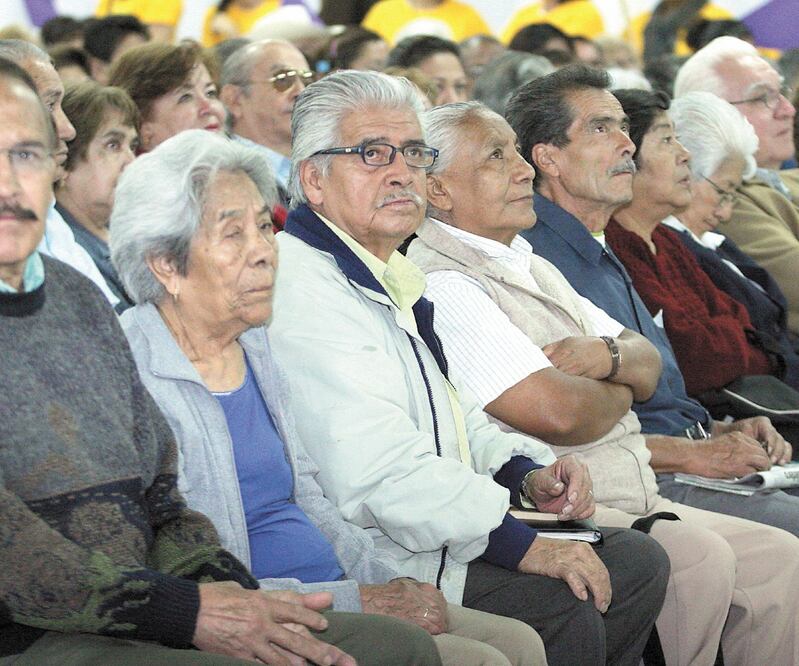 Debido al maltrato que sufren los adultos mayores, es vital protegerlos y sancionar a todo aquel que los abandone, según Movimiento Ciudadano. Foto: ARCHIVO EL UNIVERSAL