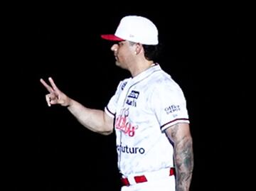 Roberto Osuna seguirá su carrera en el beisbol japonés