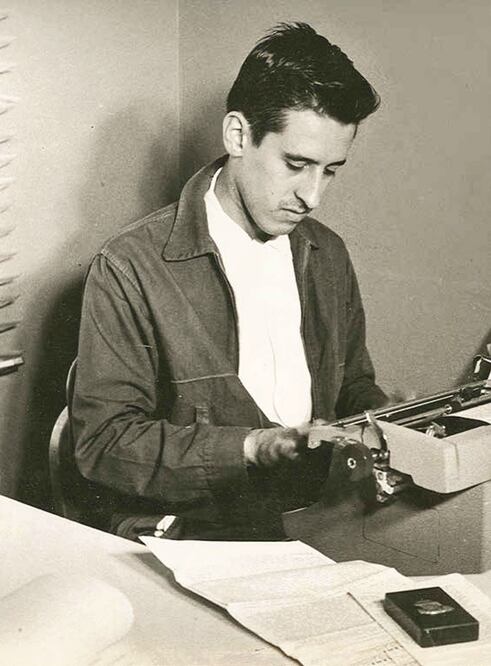 Roque Dalton soportó exilio y persecución durante varios años de su vida (ESPECIAL)