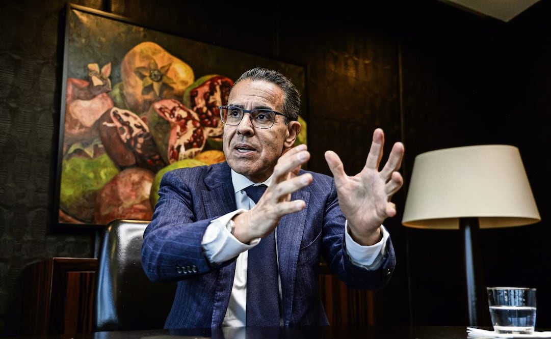 Alejandro Valenzuela, Presidente del consejo de administración de Banco Azteca. Foto: Gabriel Pano / EL UNIVERSAL