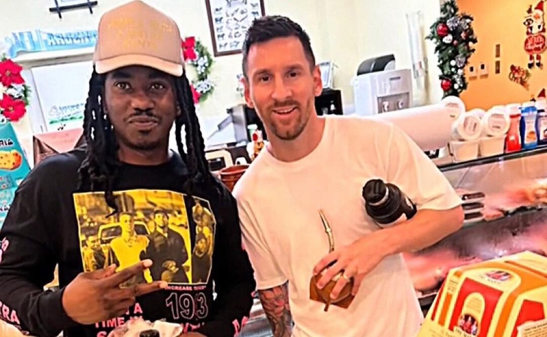 Aficionados se encuentran Messi en el supermercado; el argentino hasta fotos se tomó