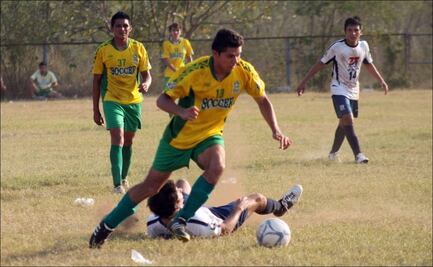 Henry Martín, el delantero que se aferraba al futbol amateur y a la ingeniería