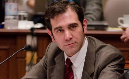 ¿El árbitro apostando a un jugador?