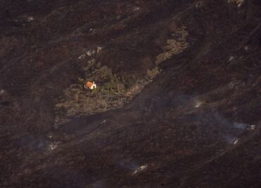La "casa milagro" que sobrevivió a la lava del volcán Cumbre Vieja