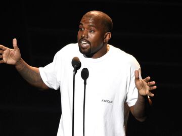 Kanye West sufre de paranoia