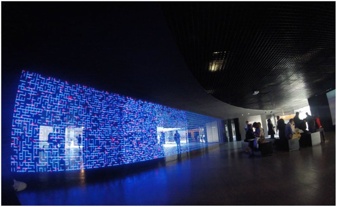 Fundación Telefónica, en conjunto con el Centro de Cultura Digital y el Centro de Cultura Contemporánea de Barcelona, desarrollaron una exposición que explica qué es el Big Data y cuáles son las implicaciones del mismo