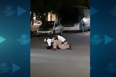 Captan a policías de Tránsito que agreden a motociclista en Cancún