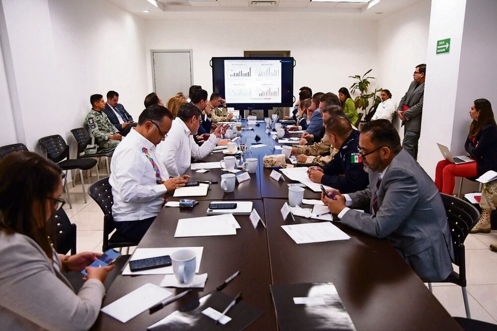 Durante la Mesa de Seguridad, Maru Campos destacó la necesidad de una política migratoria.Foto: Especial