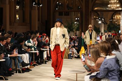 El estilo de los 90 vuelve y Tommy Hilfiger lo confirma en NYFW
