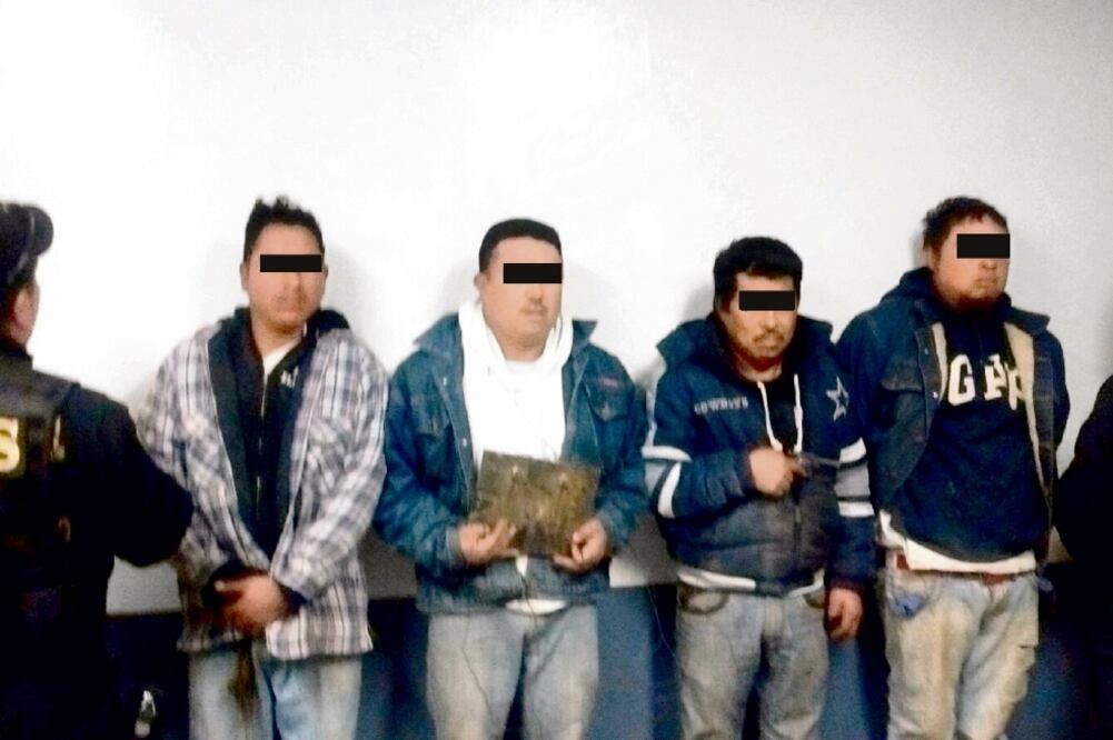 Automovilistas que frecuentan el Circuito Exterior Mexiquense acusan la existencia de bandas con el mismo modus operandi (ESPECIAL)