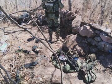 Realizan operativos en 3 municipios de Sinaloa; aseguran explosivos, drones, armas, equipos de comunicación y vehículos