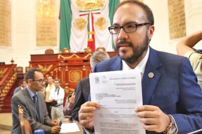 Toledo y Cravioto chocan por remoción