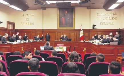 SCJN admite controversia de Aureoles sobre educación en Michoacán