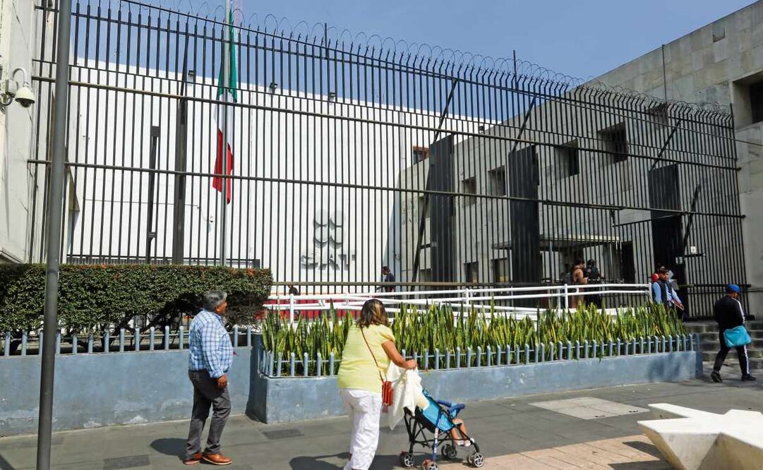 El SAT indicó que los pasivos de los grandes contribuyentes alcanzaron un billón de pesos 3 de febrero. Foto: Archivo EL UNIVERSAL