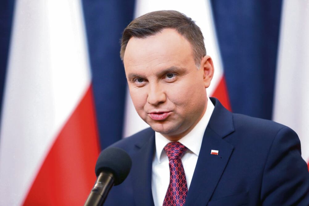 El presidente polaco Andrzej Duda, durante la conferencia que dio tras el anuncio de la Comisión Europea de que activaría el artículo 7 del Tratado de la UE (KACPER PEMPEL. REUTERS)