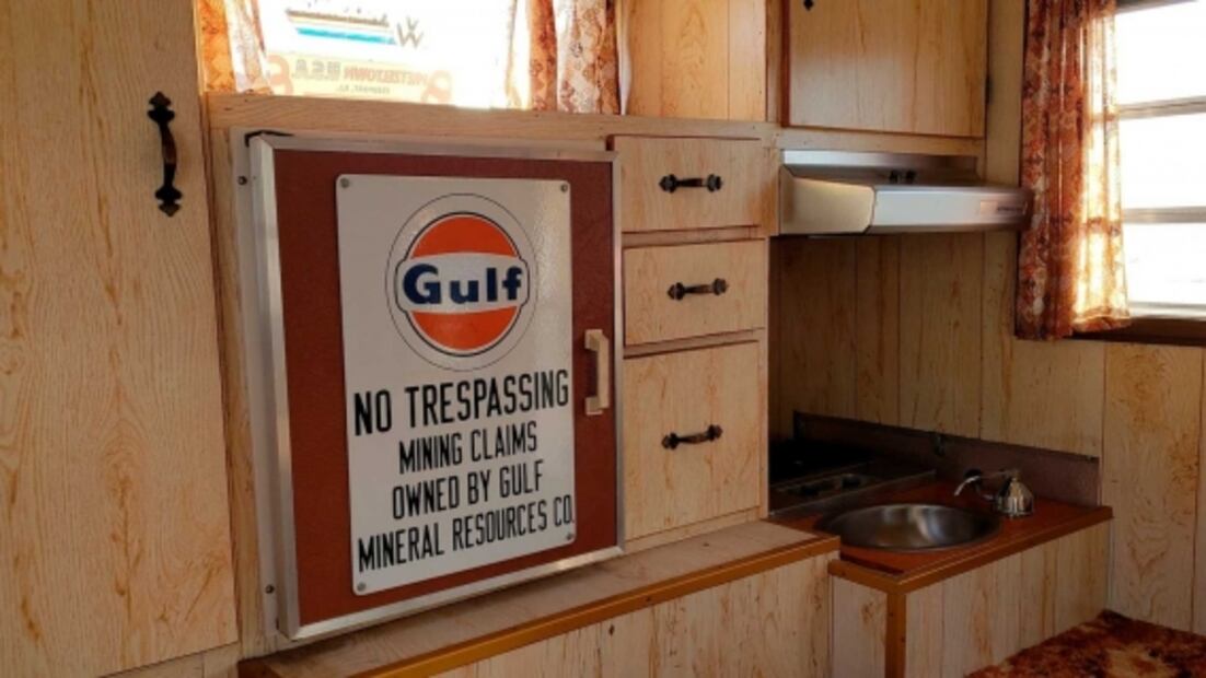 Conoce al Super Bugger, el VW Vocho hecho casa rodante