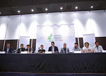 Muchas fallas en la presentación de la Asociación de Futbolistas