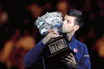 Djokovic, arrasante