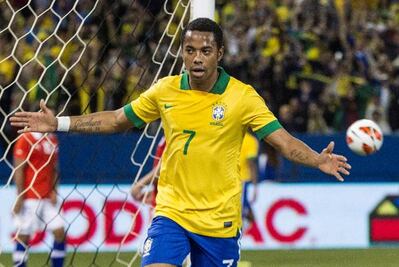 Robinho busca reducir su tiempo en la cárcel tras ser condenado por violación; la Justicia de Brasil analizará el caso