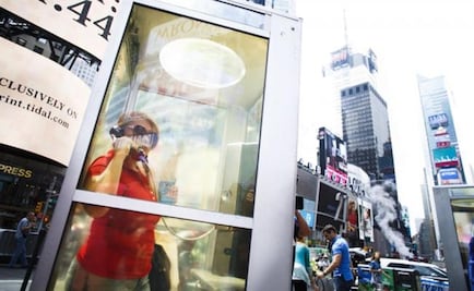 New York phone booths narrate immigrant's stories