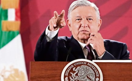 Is the government getting close to the PRI?