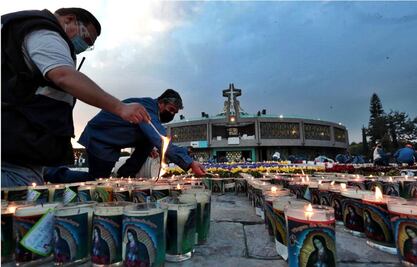 Con el encendido de 15 mil veladoras, celebran a la virgen de Guadalupe en la Basílica 