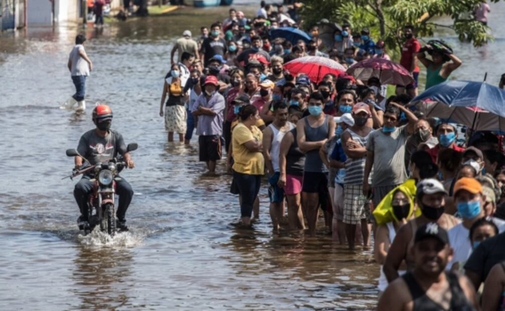 Desastres naturales, fallecimientos por deslaves y la muerte de Alessandro, entre las fotos de la semana