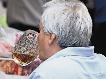 Morena propone venta de cerveza al tiempo