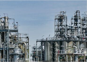 México mantuvo sin cambio su producción de petróleo con un millón 753 mil barriles diarios