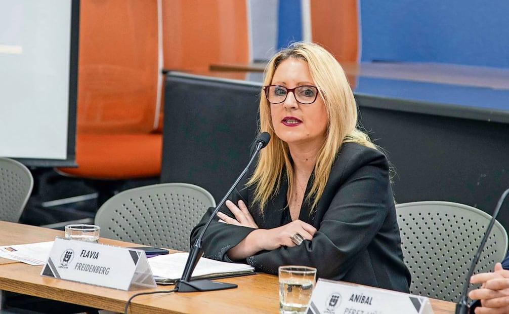 La investigadora Flavia Freidenberg dijo que si no se enfrenta el deterioro
institucional, la polarización continuará. Foto: Especial