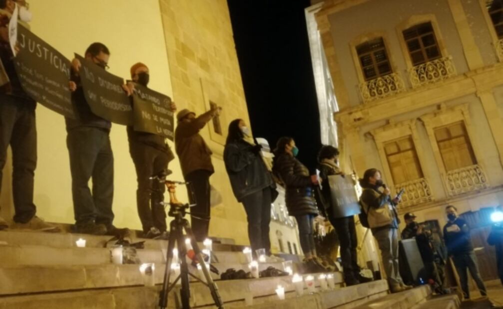Periodistas se manifiestan en Segob; minuto a minuto de las protestas en todo el país