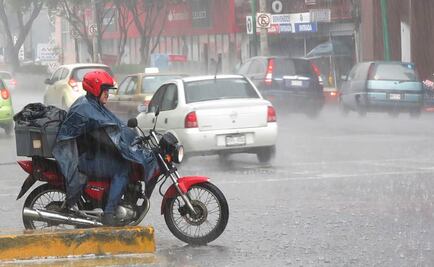 Reportan lluvia fuerte en tres delegaciones