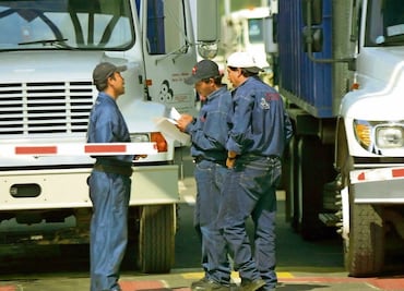 Estados Unidos crea 143 mil empleos en enero; tasa de desempleo baja a 4%