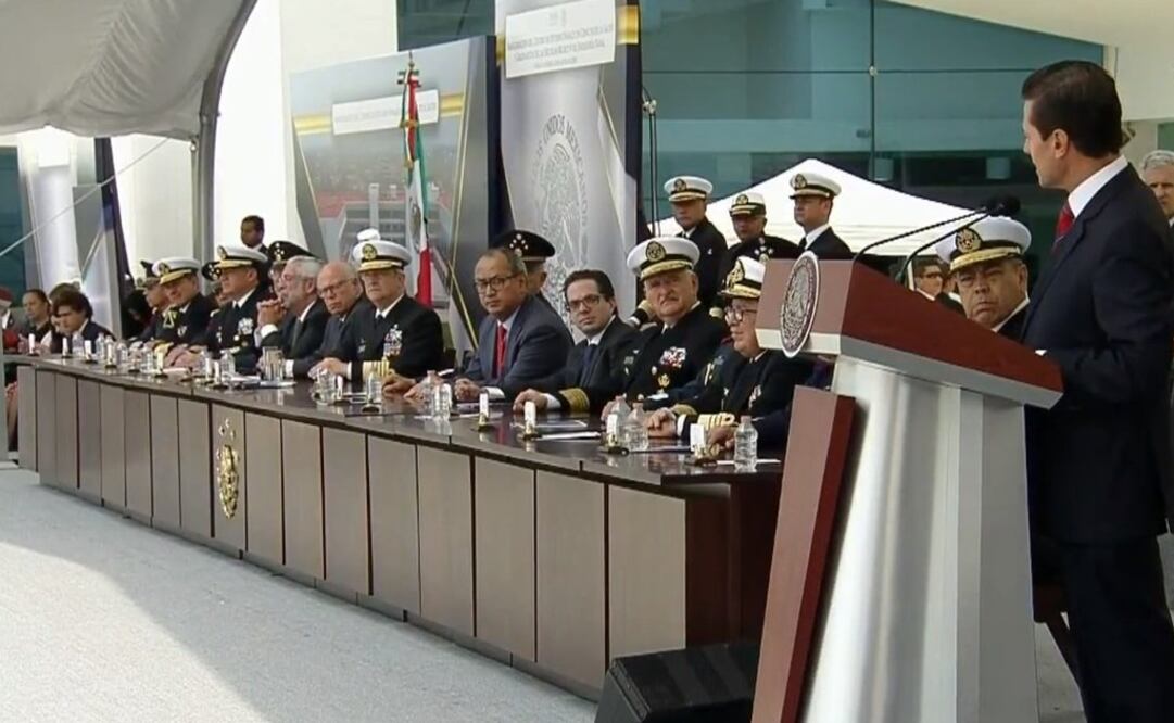 El Presidente inauguró el Centro de Estudios Navales en Ciencias de la Salud de la Semar. Foto: Twitter @PresidenciaMX