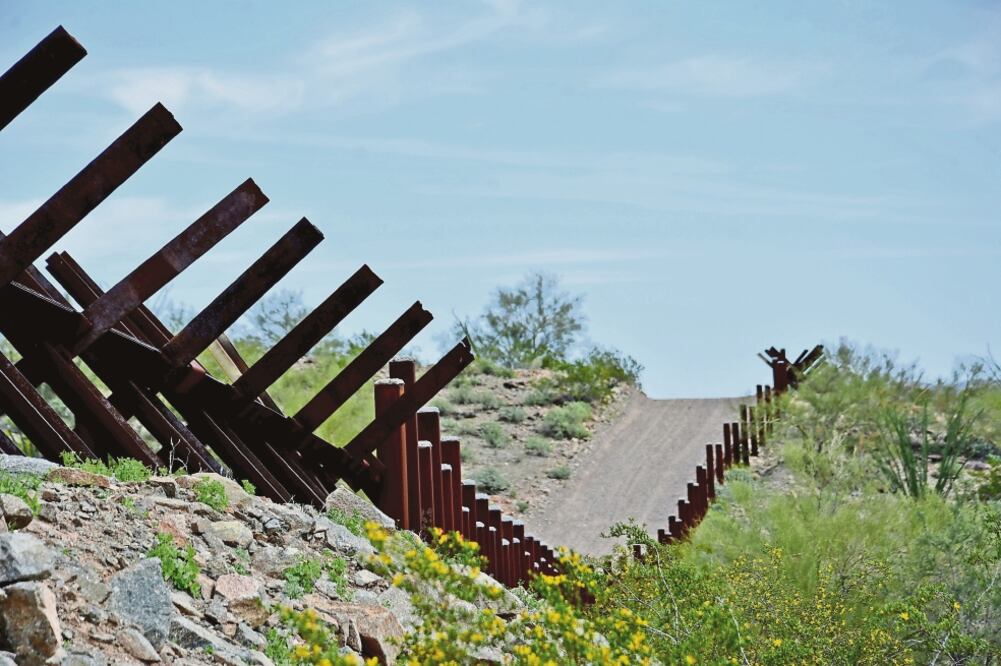 La tribu binacional Tohono O’odham se asienta entre Sonora y Arizona. La etnia quedó dividida en 1853 con la venta de La Mesilla. Comparten 120 kilómetros de frontera, los ríos Gila, Colorado y Sonoyta. (AMALIA ESCOBAR. EL UNIVERSAL)