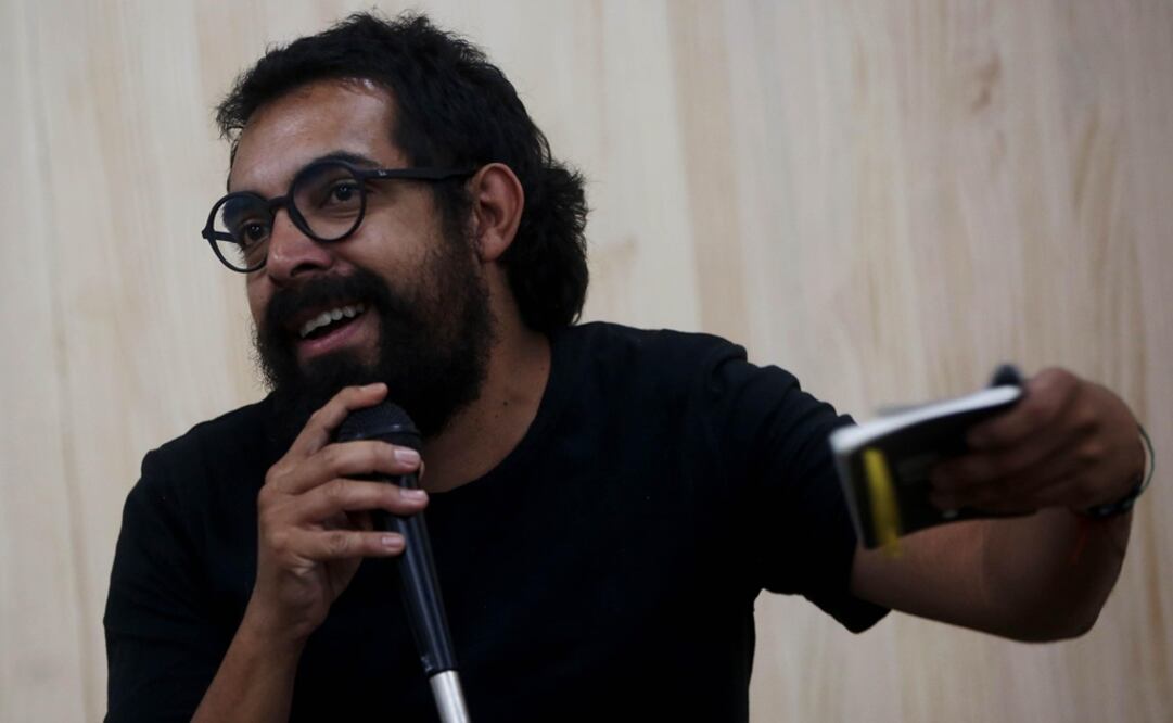 El fotógrafo Luis Soto presentó el libro "Tierra de nadie".EFE/Esteban Biba