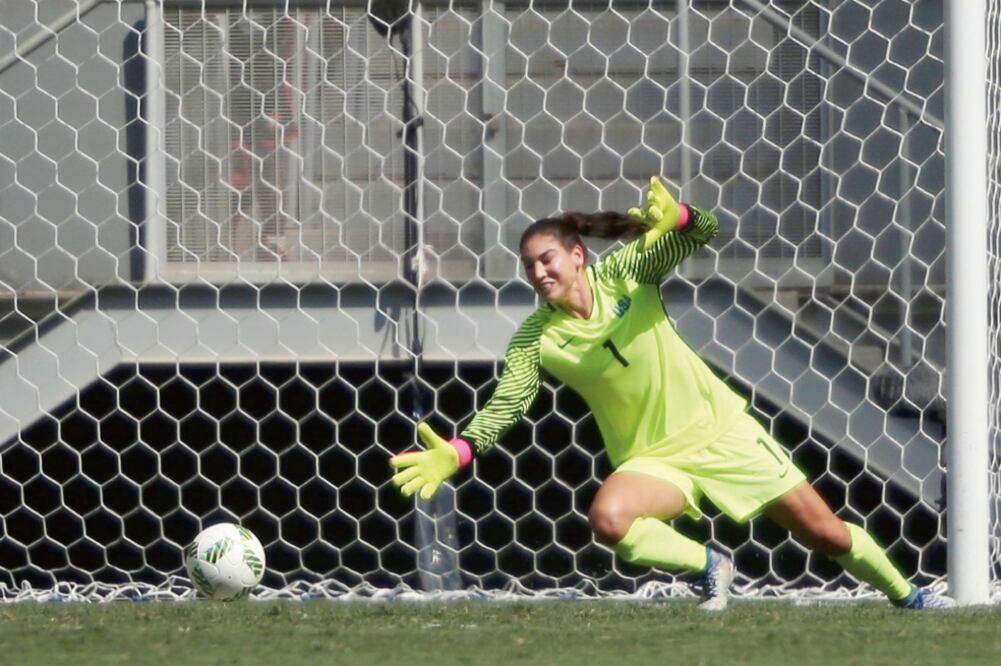 Hope Solo despotricó contra las suecas que no arriesgaron (UESLEI MARCELINO. REUTERS)