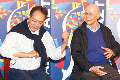 Yo-Yo Ma y Carlos Prieto tocarán con el corazón