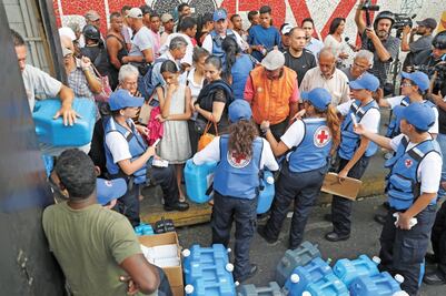 Ayuda humanitaria empieza a llegar a los venezolanos