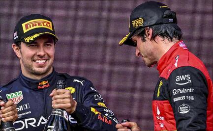 La épica felicitación de Checo Pérez a Carlos Sainz en Silverstone