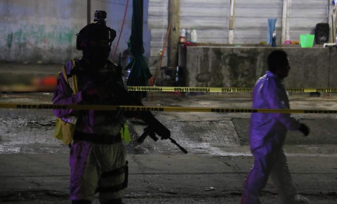 Otras de las víctimas fueron ejecutados a la afueras de una tienda de conveniencia en Tabasco (05/04/025). Foto: Luma López / EL UNIVERSAL