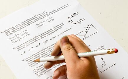 Profesor mata a golpes a un estudiante por error ortográfico en un examen 