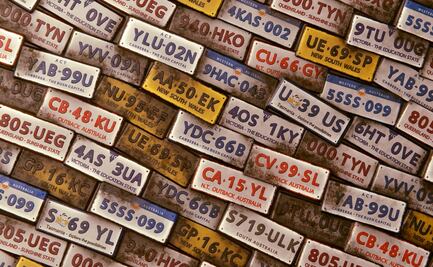 ¿Cómo recuperar las placas de tu auto en el Edomex?