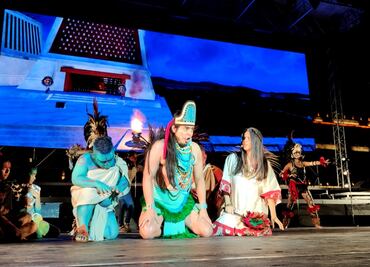 Motecuhzoma II arrives at Mexico City