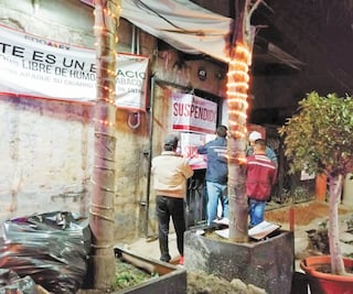 Policía asegura bodega donde 100 menores consumían alcohol