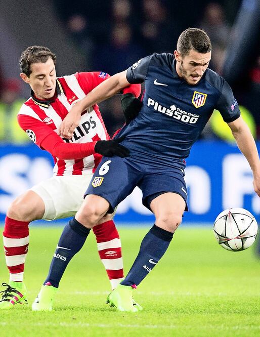 El ‘Principito’ volvió a jugar con el PSV tras casi un mes de inactividad (OLAF KRAAK. EFE)