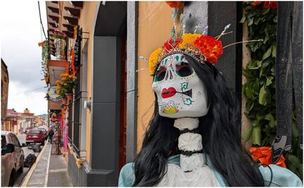 Día de Muertos: Decenas de Catrinas invaden calles de Veracruz; hay una de más de 15 metros de altura