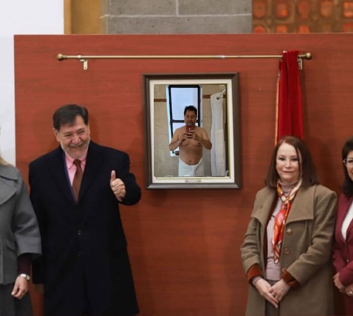 Retrato oficial de Noroña en el Senado desata reacciones en redes. Foto: Captura de pantalla