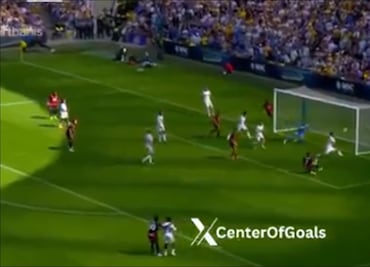 Santiago Giménez anota en amistoso con el AC Milan; así fue el gol del mexicano